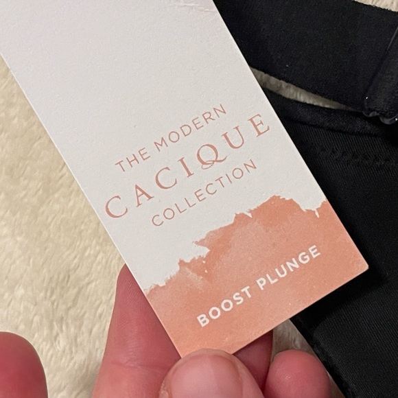 Cacique nwt modern boost plunge black bra - Picture 9 of 10